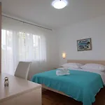 Apartment In - Insel Krk 13464 Šilo